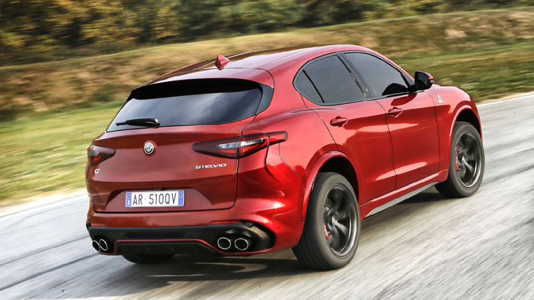 Πόσο κοστίζει στην Ελλάδα η πανίσχυρη Alfa Stelvio των 510 ίππων;